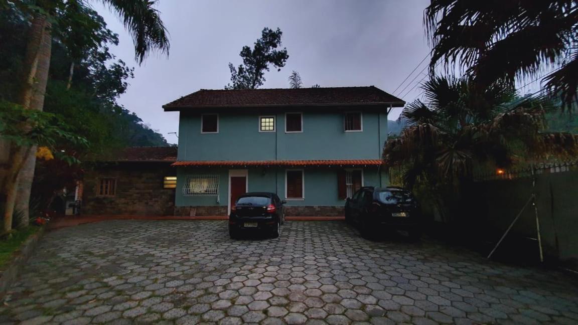 Village Hostel Petrópolis エクステリア 写真