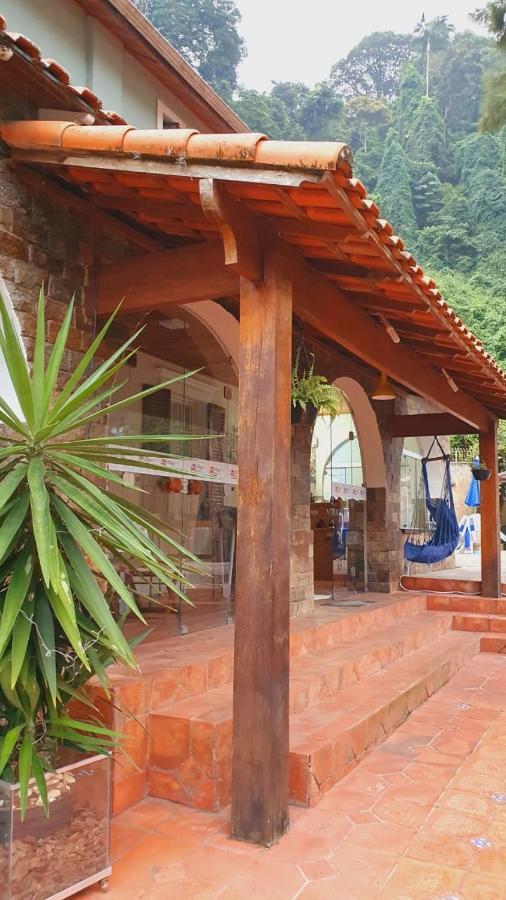 Village Hostel Petrópolis エクステリア 写真